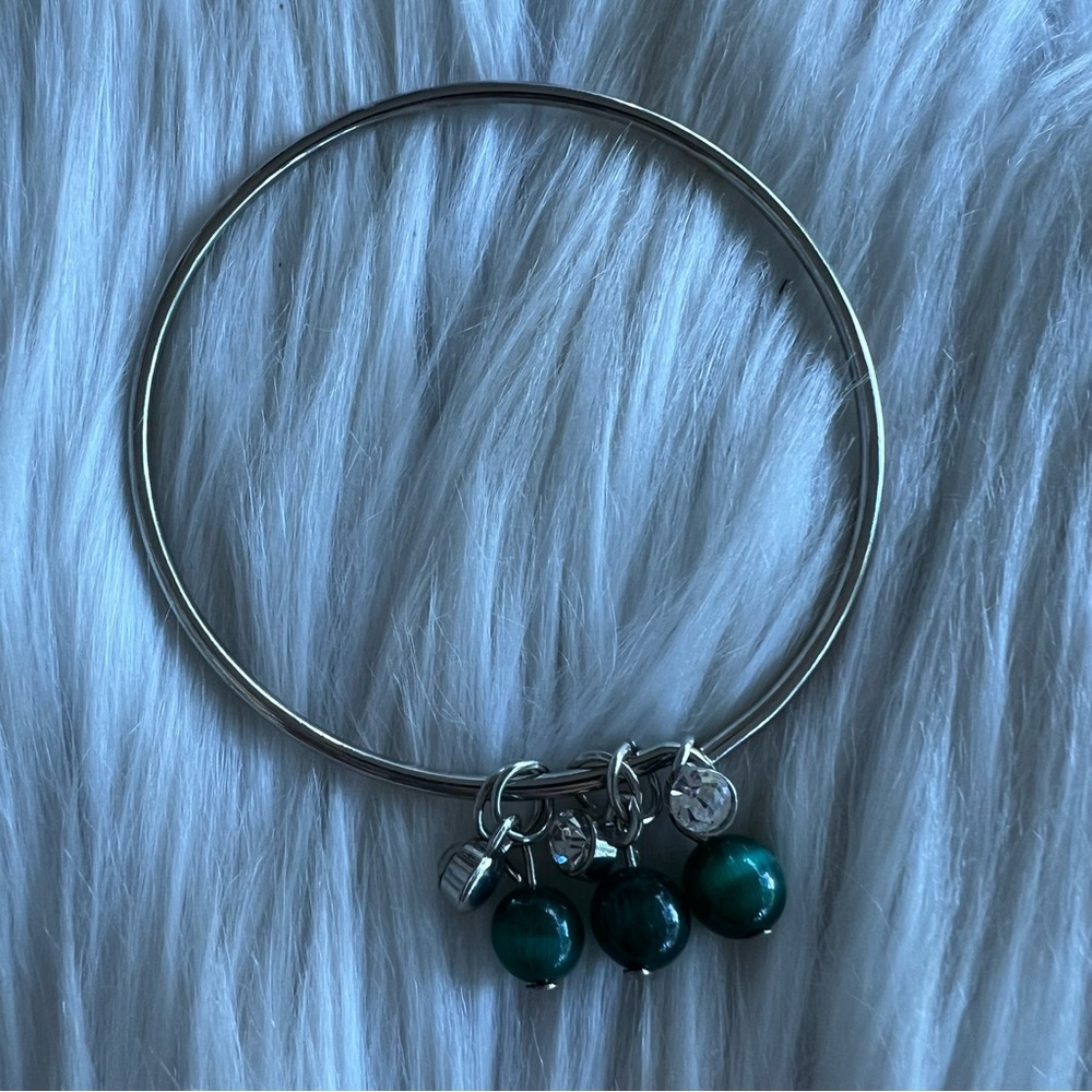 Shiny Silver Jade Beaded Charm Wire Bangle Bracelet